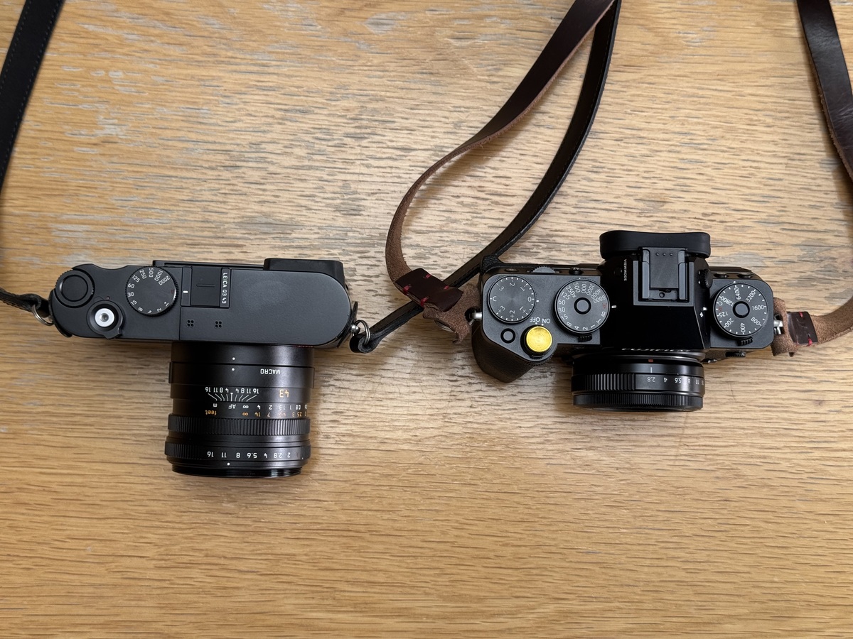 Q3 43 vs X-T5 with 27mm f2.8 lens