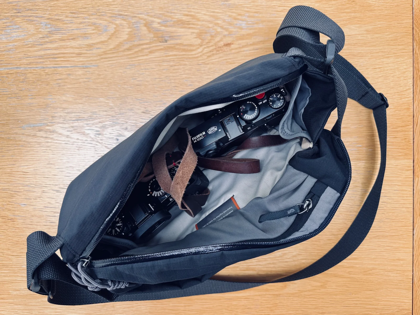Bellroy 9L Sling with Cameras