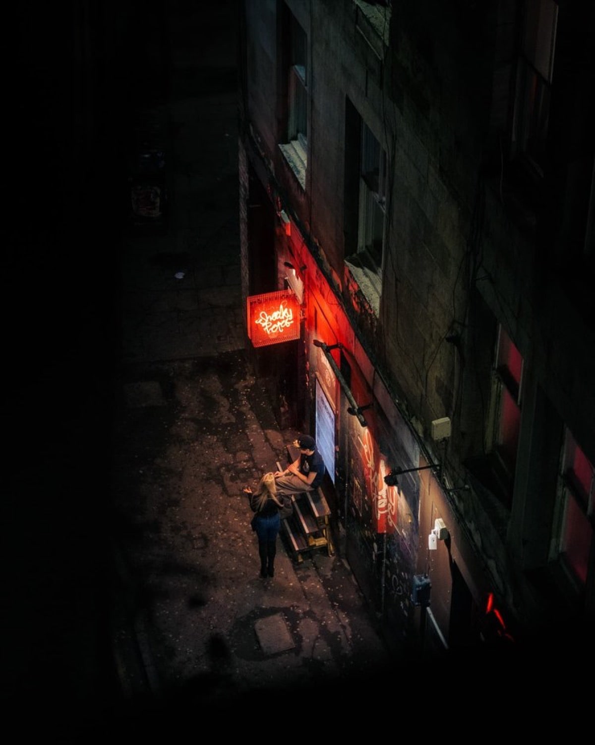 Edinburgh night street photo 01