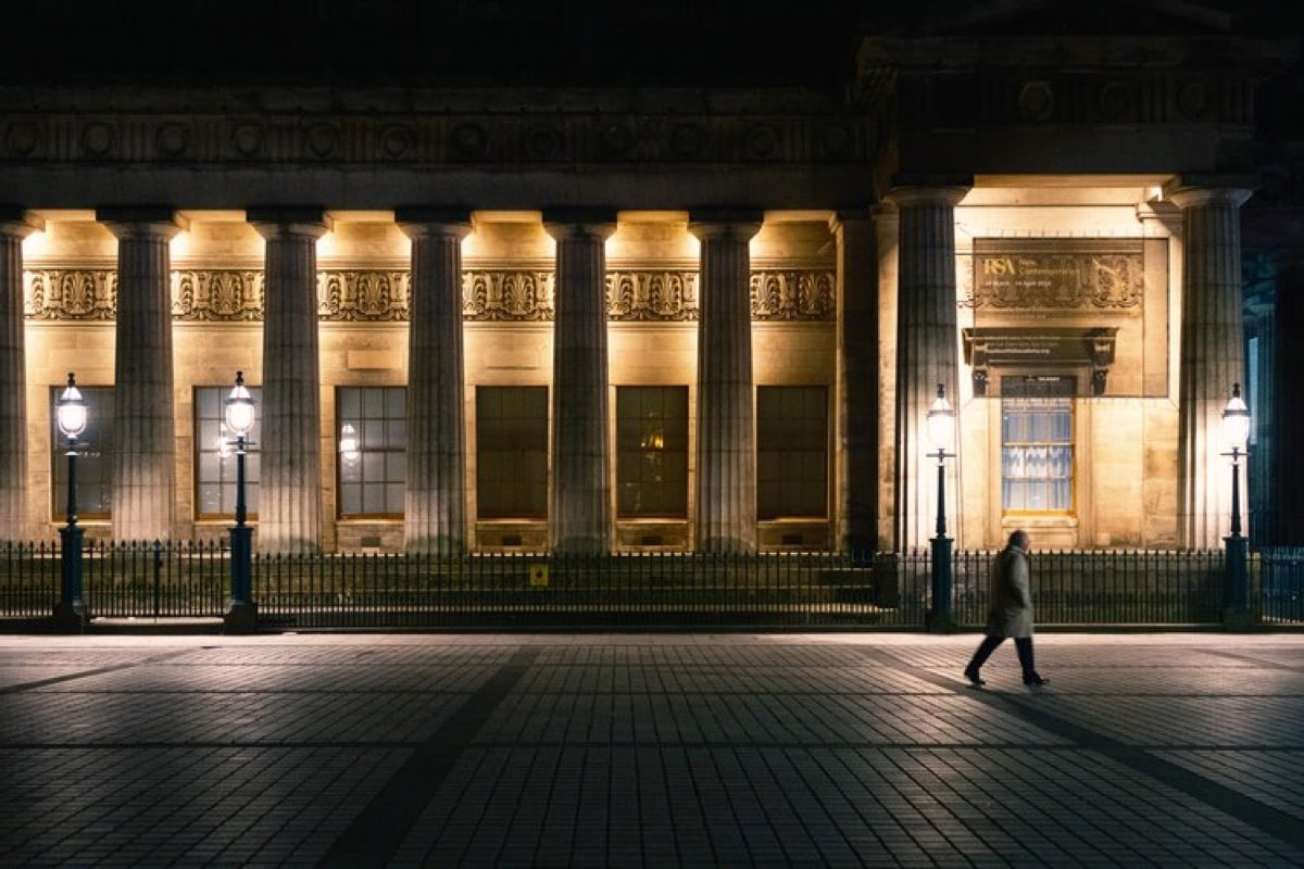 April street photo 01