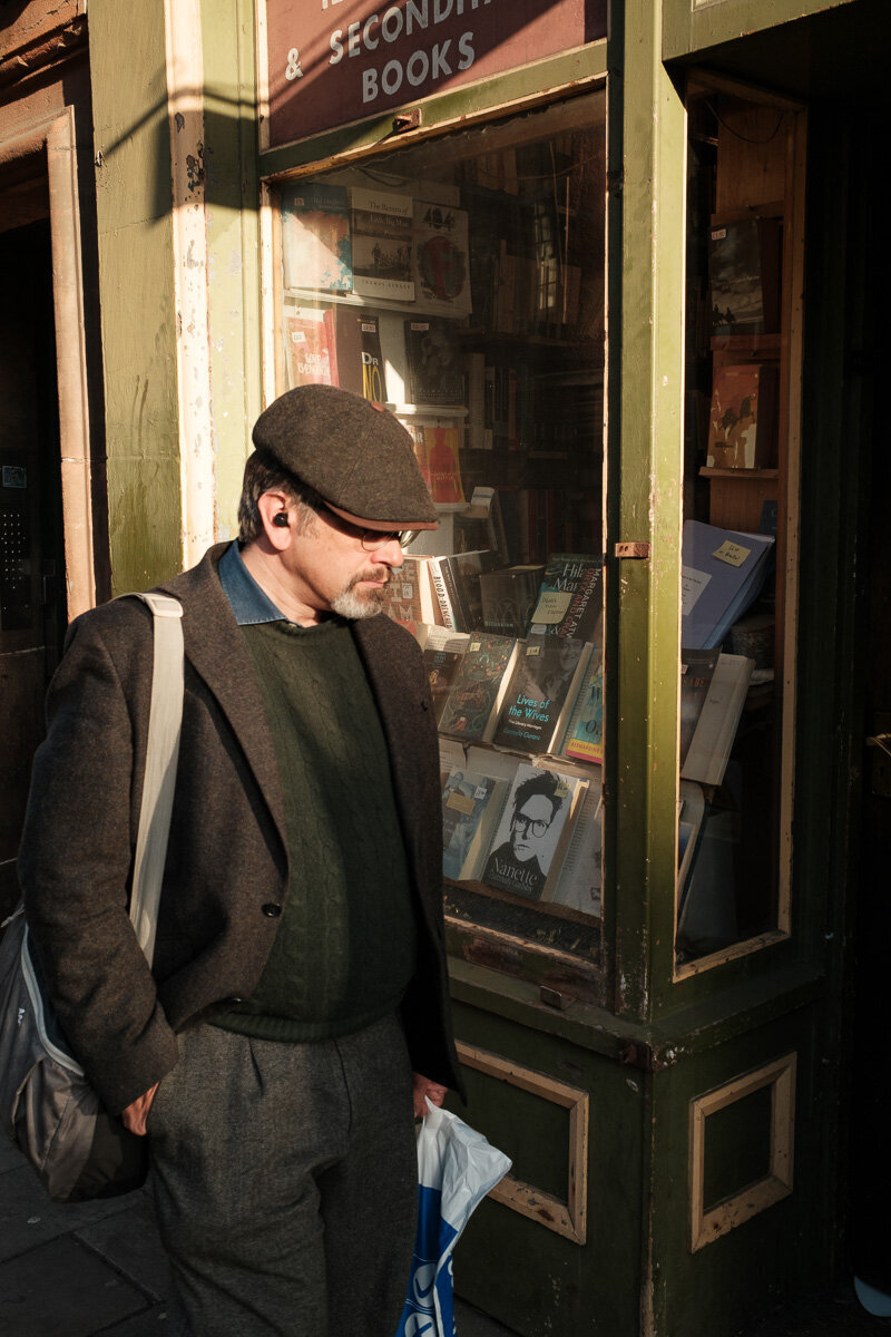 Close-up street photo 04