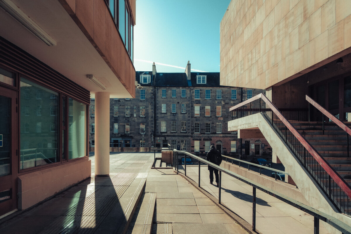 Edinburgh street photo 11