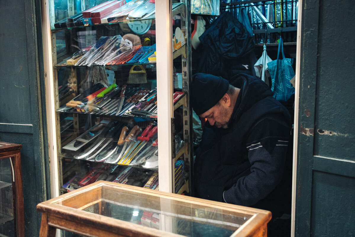 Istanbul street photo 12
