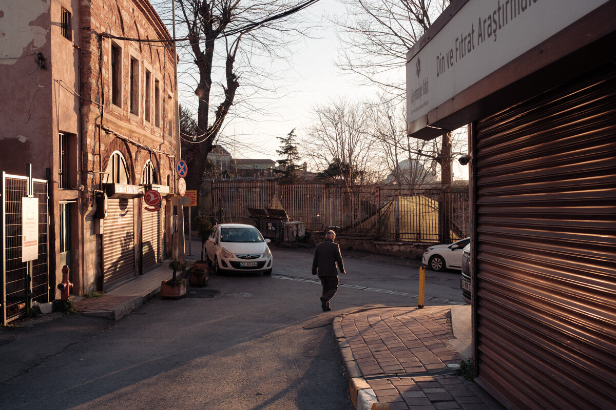 Istanbul street photo 18